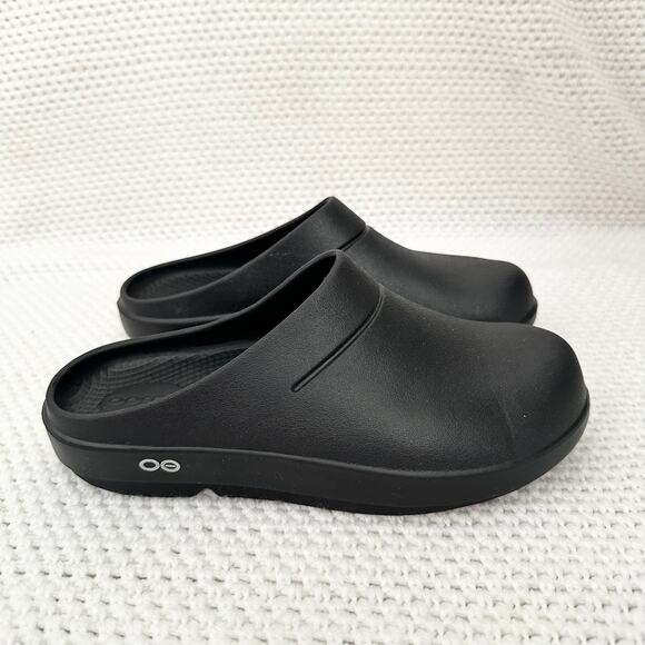 Oofos OOcloog Black Matte Closed Toe Slip On Recovery Clog M6-W8 Unisex Read - Picture 6 of 8